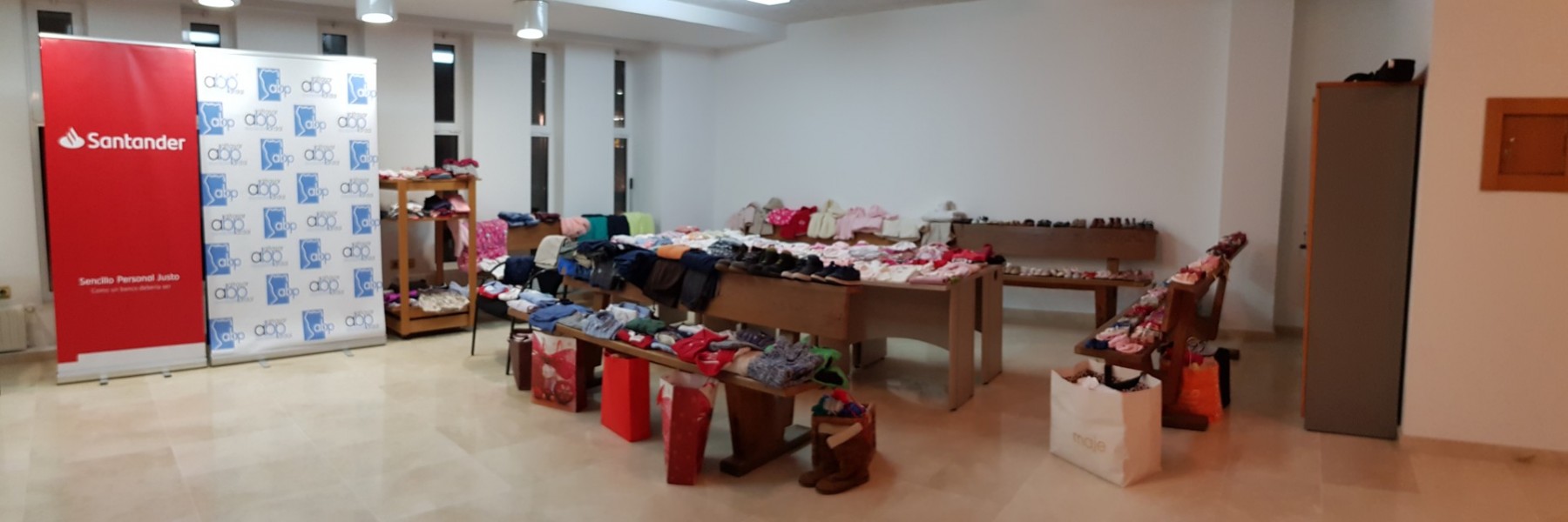 donacion-ropa-banco-santander-4